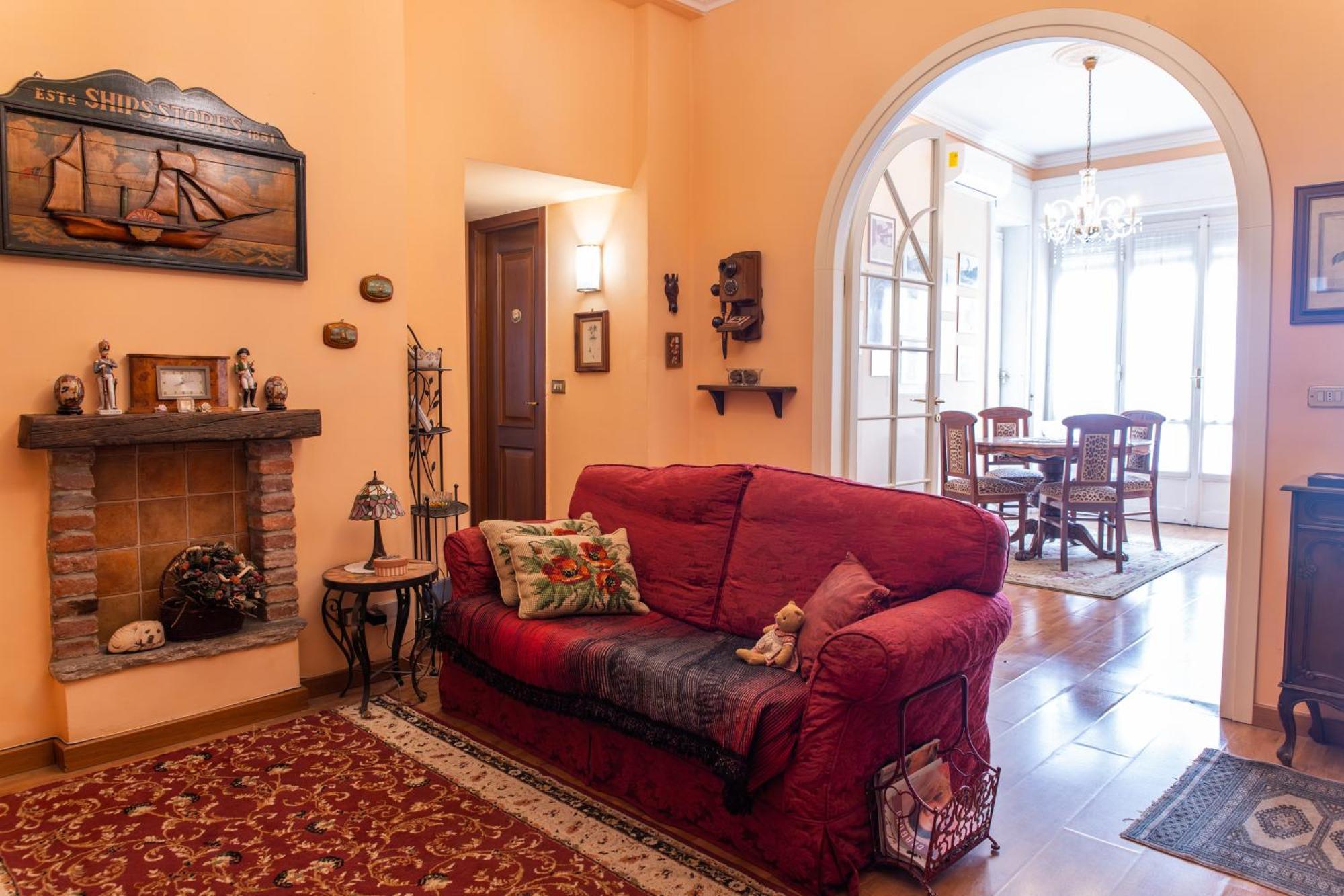 Duomo Walking Distance Elegant Flat With View Lejlighed Milano Eksteriør billede