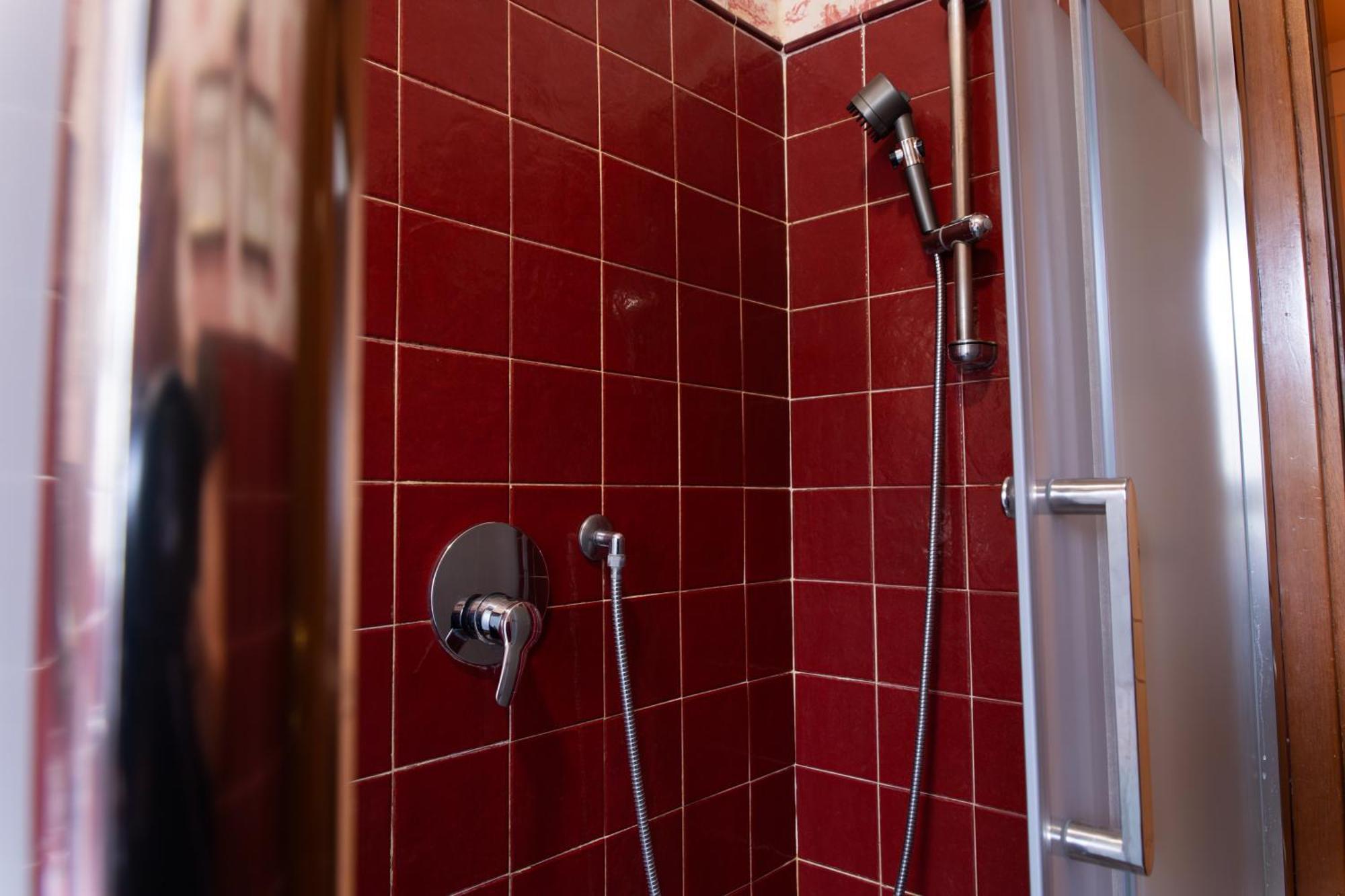 Duomo Walking Distance Elegant Flat With View Lejlighed Milano Eksteriør billede
